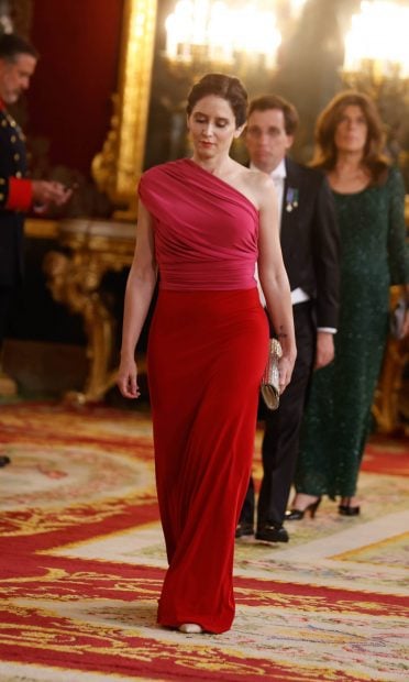 Iasbel D&iacute;az Ayuso durante la cena de gala en honor al emir de Catar / Gtres 