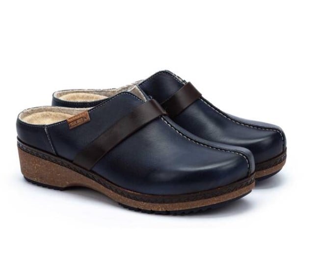 Pikolinos se suma a la moda de los zuecos para este otoño mejorando su plantilla memory foam