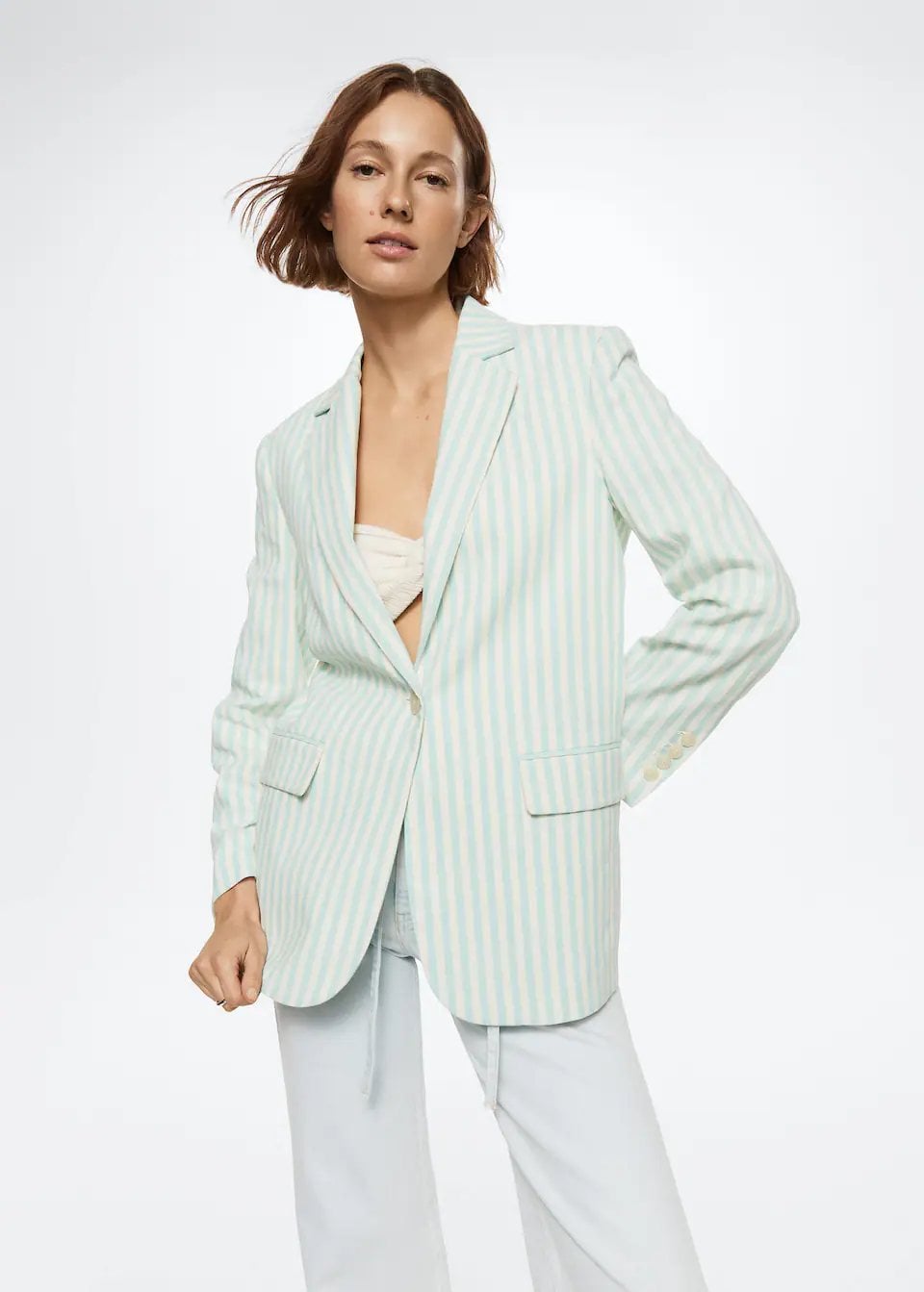 10 americanas imprescindibles de Mango Outlet por menos de 20 euros: renueva tu armario 