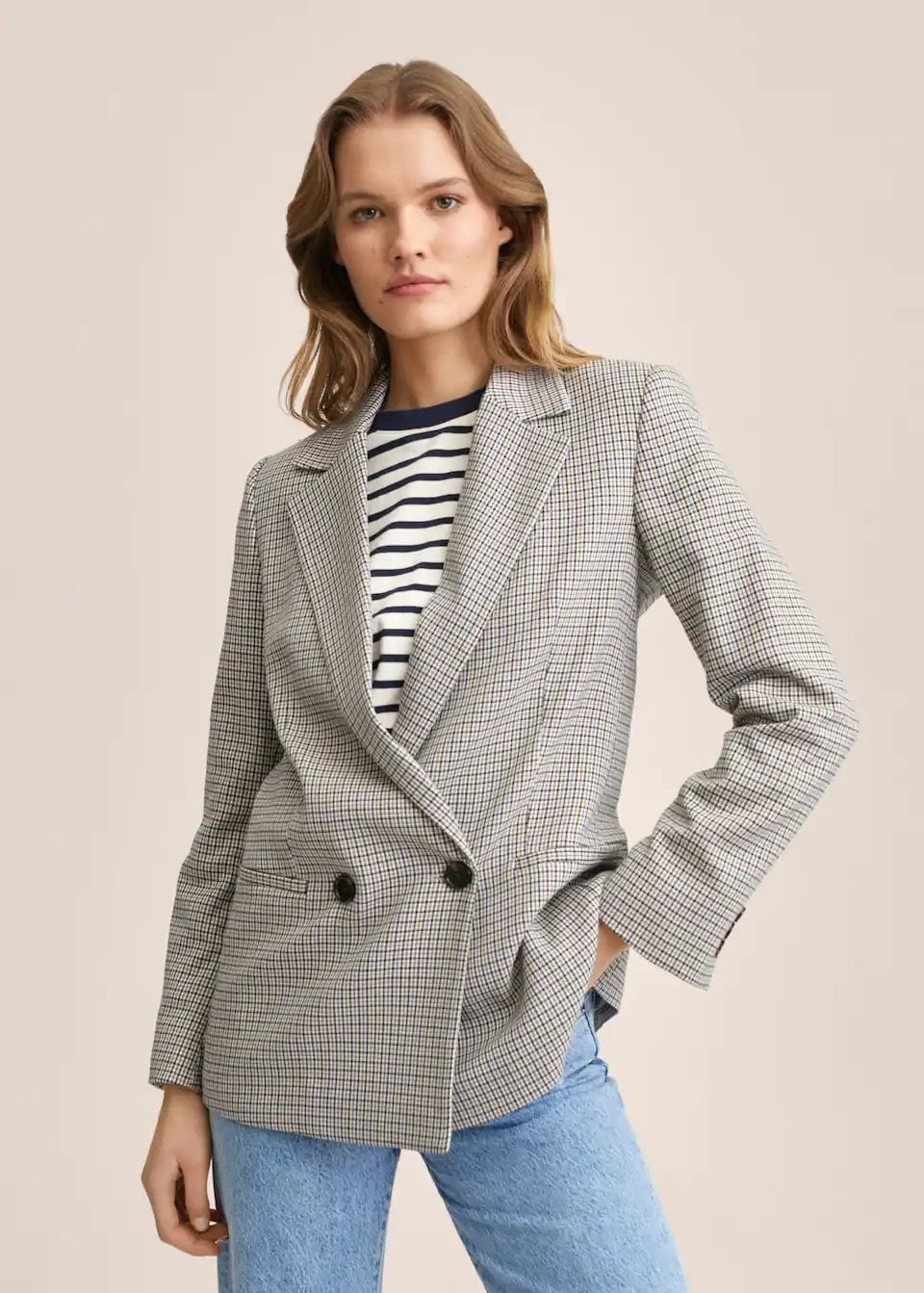 10 americanas imprescindibles de Mango Outlet por menos de 20 euros: renueva tu armario 