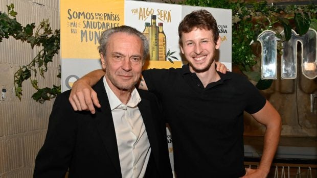 Jos&eacute; Coronado junto a su hijo Nicol&aacute;s / Gtres