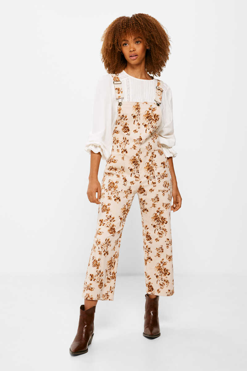 5 pantalones para no volver a caer en los vaqueros: estilizan m&aacute;s y ya los llevan las expertas en moda