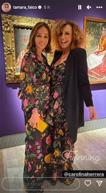 Isabel Preysler coincide con el mismo look con otra invitada / Redes sociales