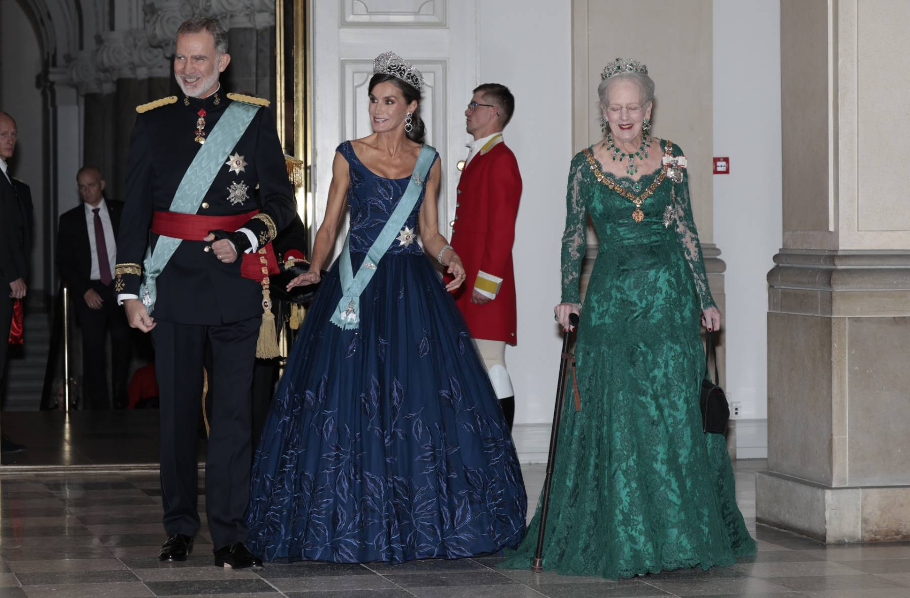 Reyes Espa&ntilde;a en Dinamarca, Reina Letizia Varela, vestido Letizia varela 