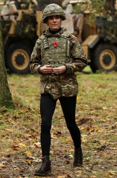 Catalina Middleton, Catalina Middleton traje militar