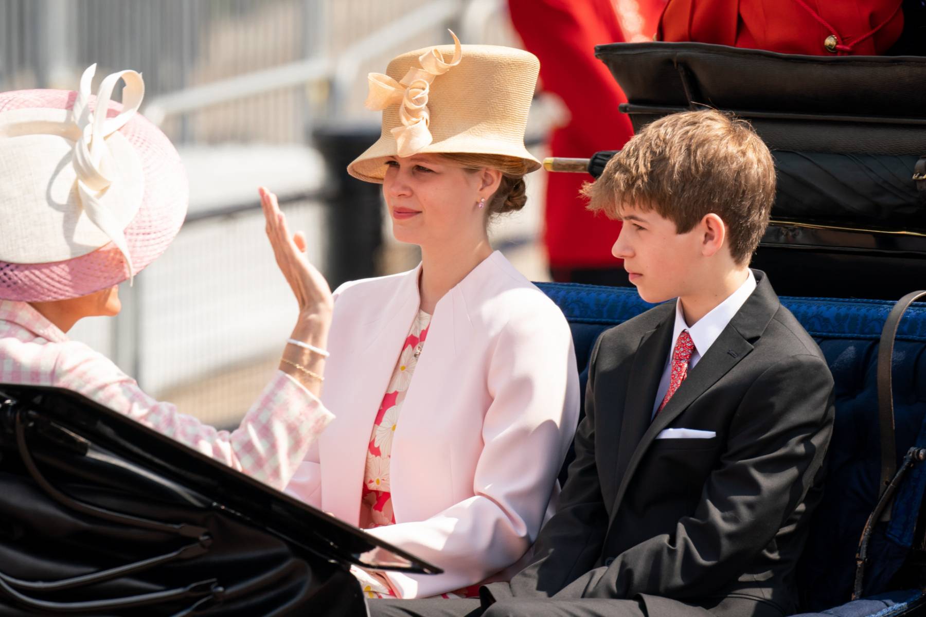 Lady Louise Windsor, Lady Louise, Reina Isabel II
