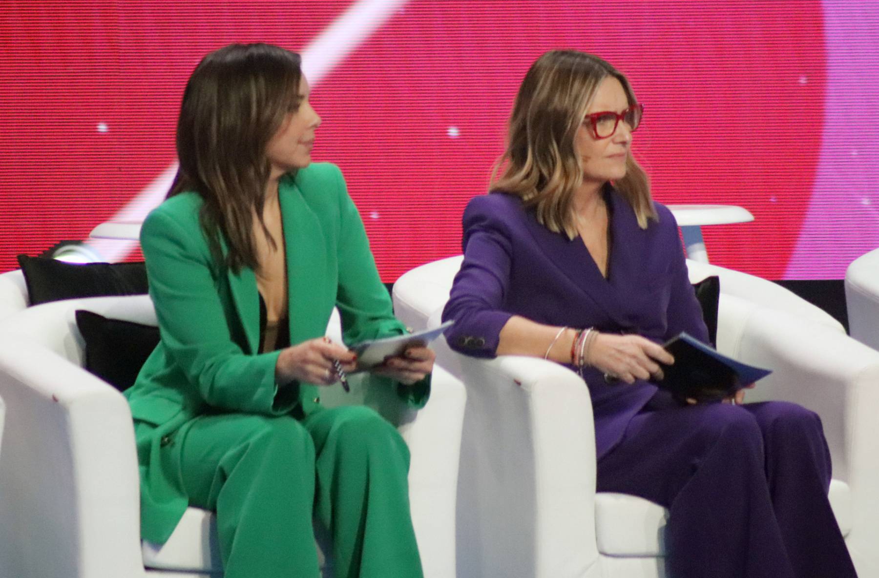 Chenoa OT, Chenoa y Miguel, Chenoa Reina Letizia traje
