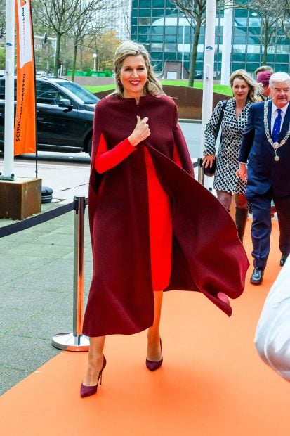 Máxima Holanda rojo
