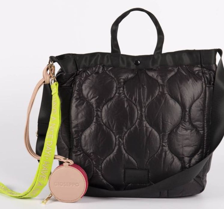Este es el bolso de Gioseppo que recuerda mucho a la colecci&oacute;n de Bimba y Lola