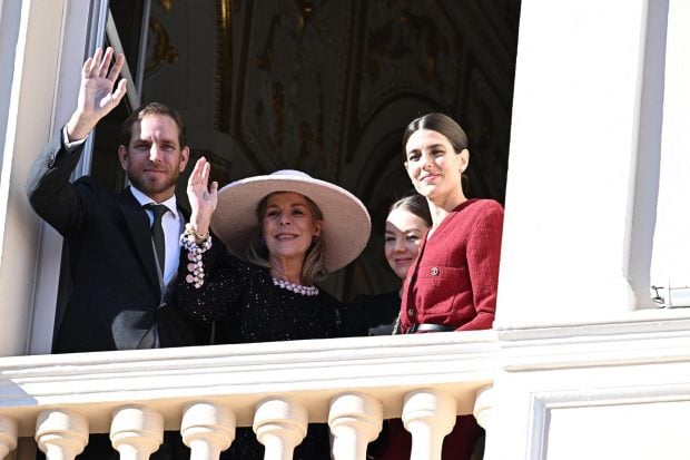 Carlota Casiraghi, look Carlota Casiraghi dia nacional monaco,