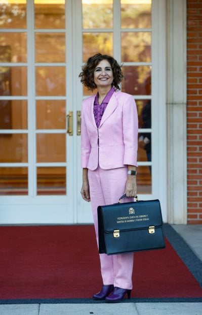 Primer Consejo de Ministros, Estilimos ministros La Moncloa, look Mar&iacute;a Jes&uacute;s Montero Consejo de Ministros