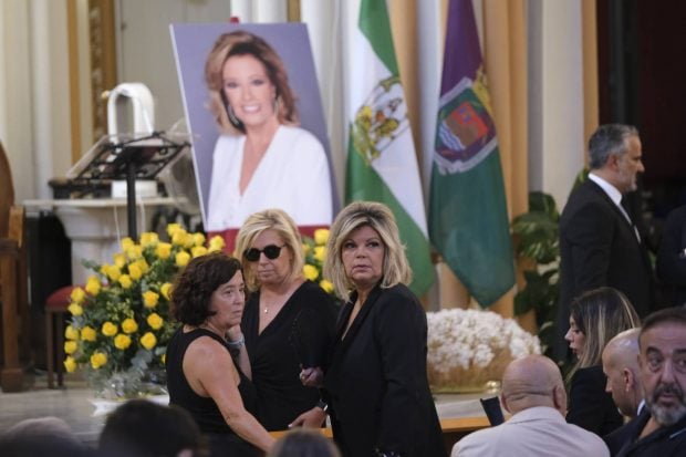 subasta muebles María Teresa Campos, Terelu Campos y Carmen Borrego, Terelu Campos y Carmen