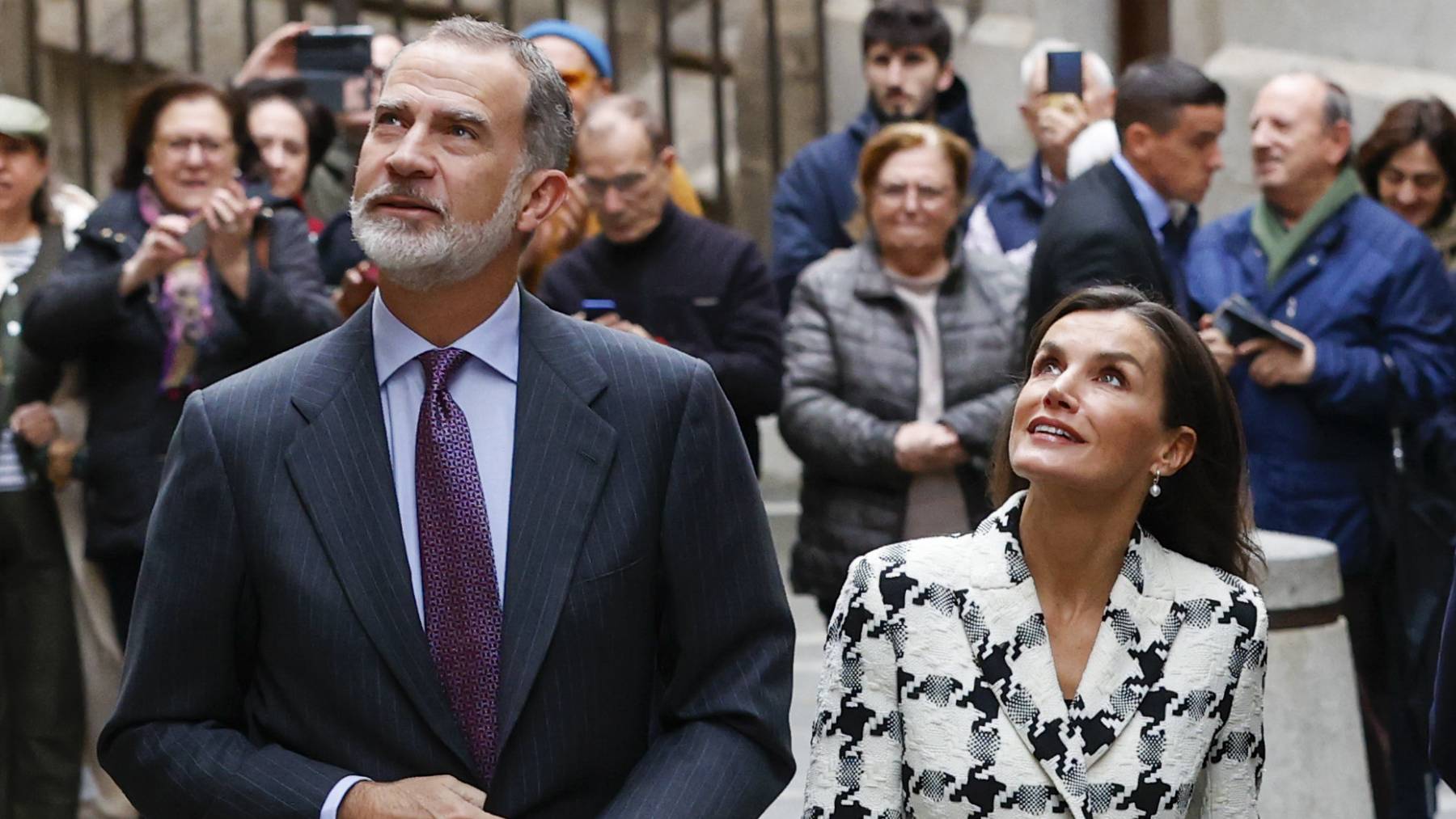 Los Reyes Felipe y Letizia en un acto oficial / Gtres