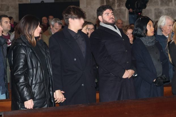 Paco, funeral concha velasco, hijo peque&ntilde;o concha velasco