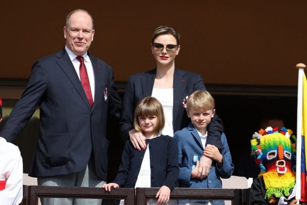 Hijos Alberto de Mónaco, Mellizos Mónaco, Carolina de Mónaco