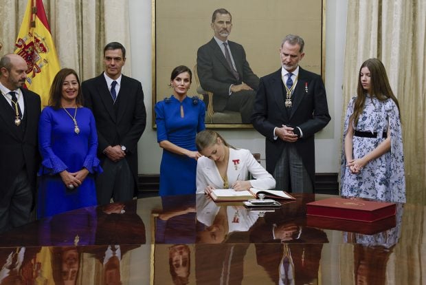 princesa Leonor, Leonor traje blanco