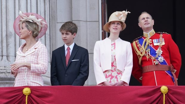 Rey Carlos III, James Wessex, Edimburgo
