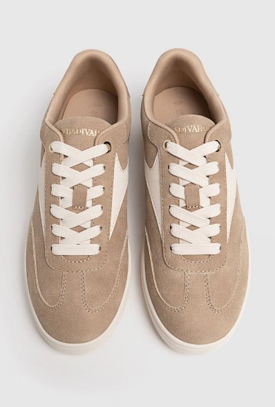 Las deportivas de Stradivarius que son igual que las Vans y est&aacute;n arrasando