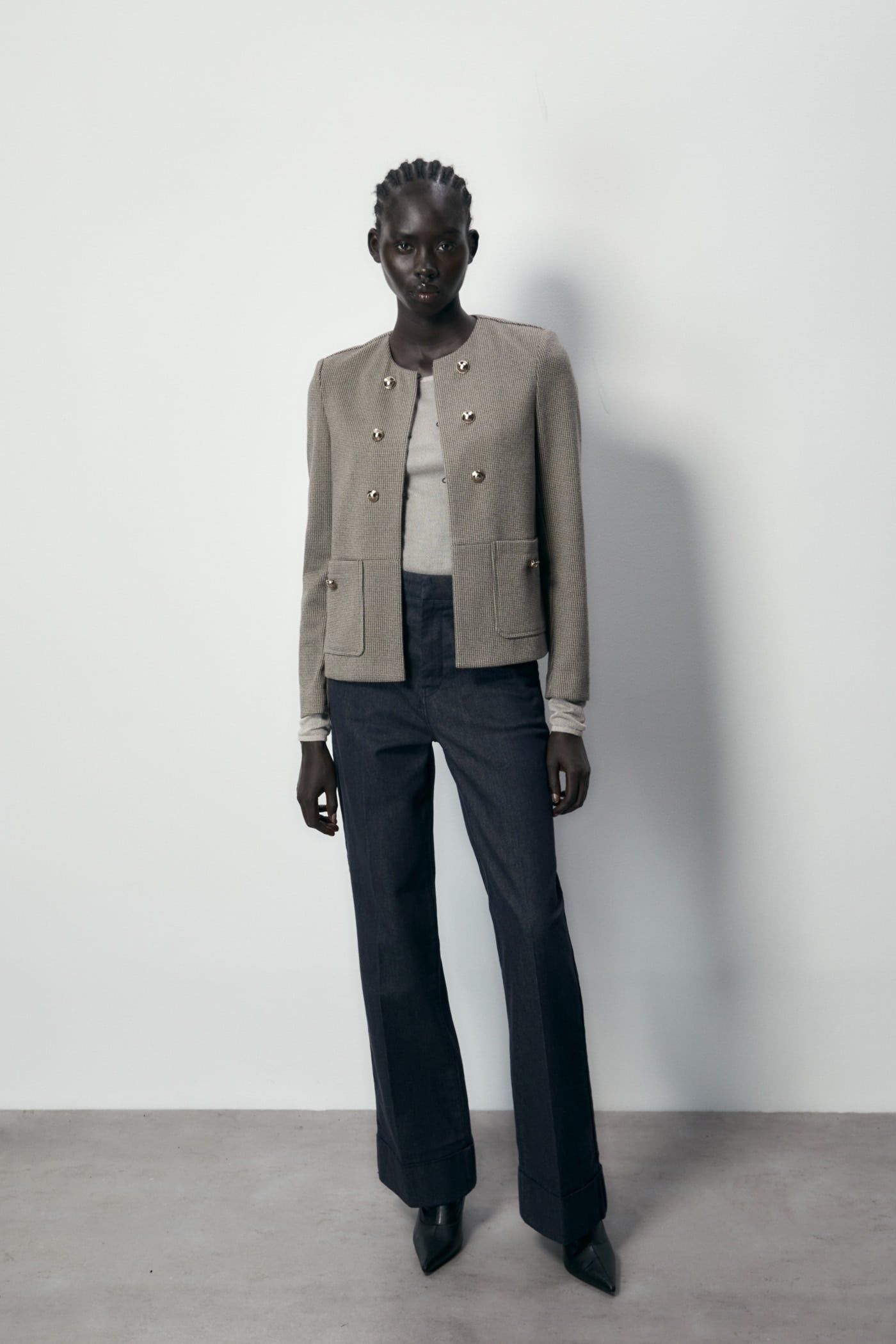 10 chollazos de las rebajas de Sfera que no te puedes perder: abrigos, pantalones, vestidos...
