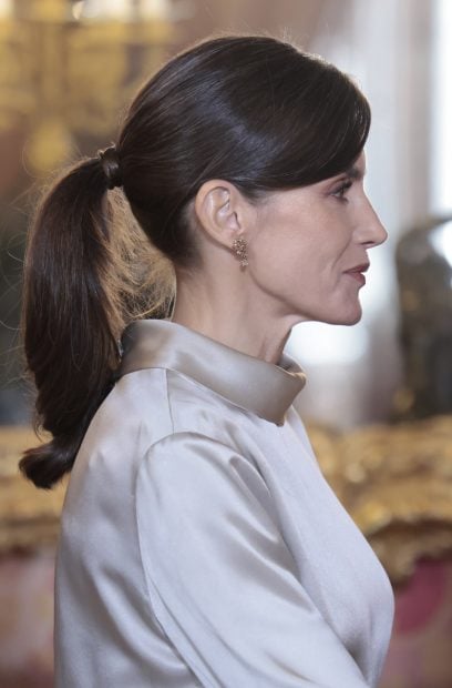 reina letizia, peinado reina letizia, letizia look, pascua militar