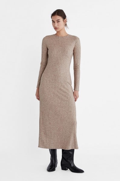Alerta tendencia: los vestidos midi de Stradivarius que est&aacute;n causando furor en las redes