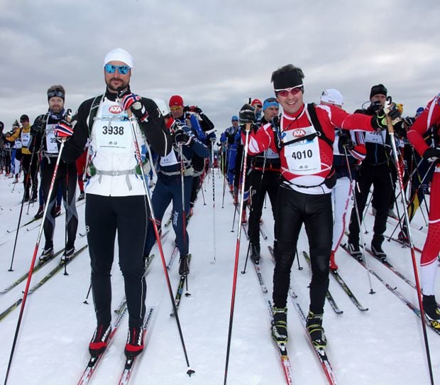 Haakon de Noruega, Federico de Dinamarca