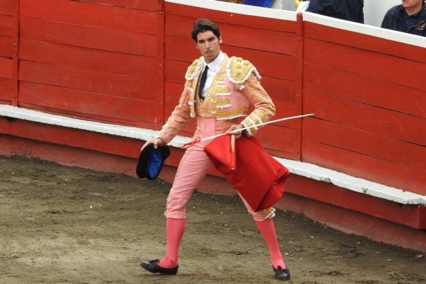 Cayetano Rivera cumplea&ntilde;os, Cayetano Rivera hija, Cayetano Rivera toreando