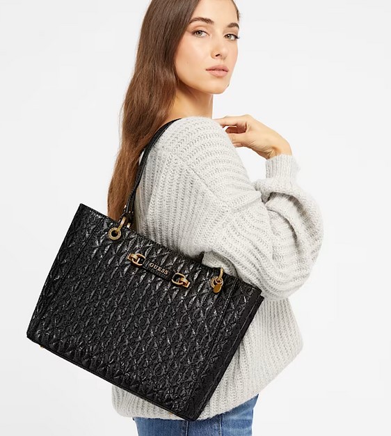 Deja de buscar: estos son los bolsos grandes m&aacute;s bonitos y baratos que necesitas para ir a la oficina