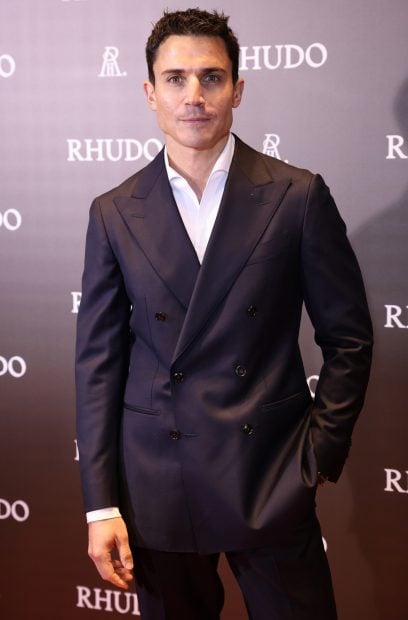 &Aacute;lex Gonz&aacute;lez, Chenoa