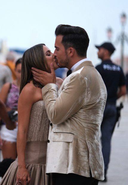 El lado m&aacute;s personal de Javier castillo: escritor de bestseller y esposo de una conocida influencer, as&iacute; es javier castillo