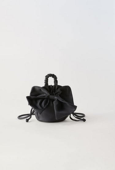 Regalazo de San Valentín: estos son los bolsos con lazo más especiales y con los que acertarás seguro