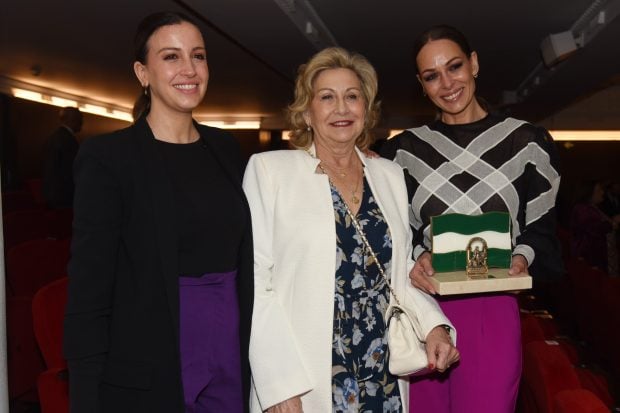 Eva Gonz&aacute;lez Andaluc&iacute;a, Eva Gonz&aacute;lez pareja, Eva Gonz&aacute;lez hijo, Eva Gonz&aacute;lez La Voz, Eva y Cayetano