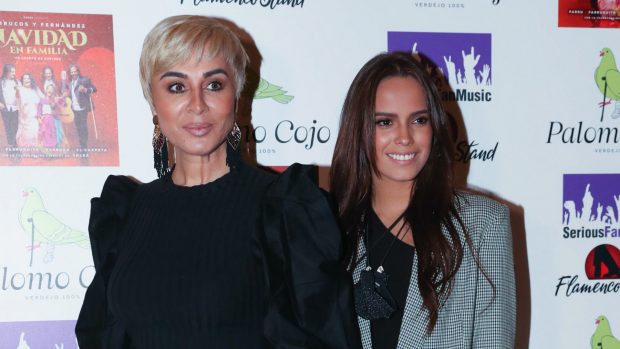 Ana Mar&iacute;a Ald&oacute;n con Gloria Camila. (Foto: Gtres)