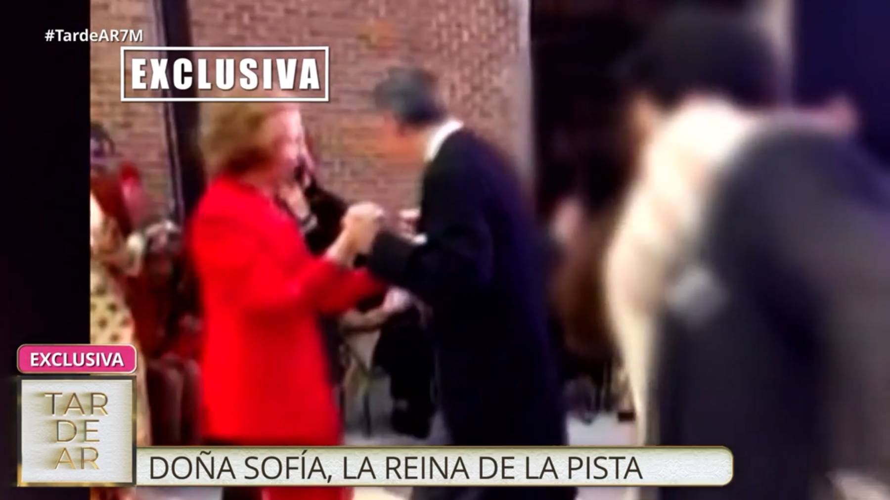 Reina Sof&iacute;a, Do&ntilde;a Sof&iacute;a boda, Marta Urquijo