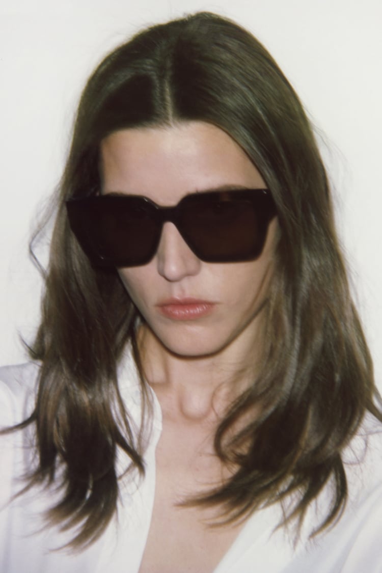 Estas gafas de sol parecen de marca de lujo pero en realidad son de Zara