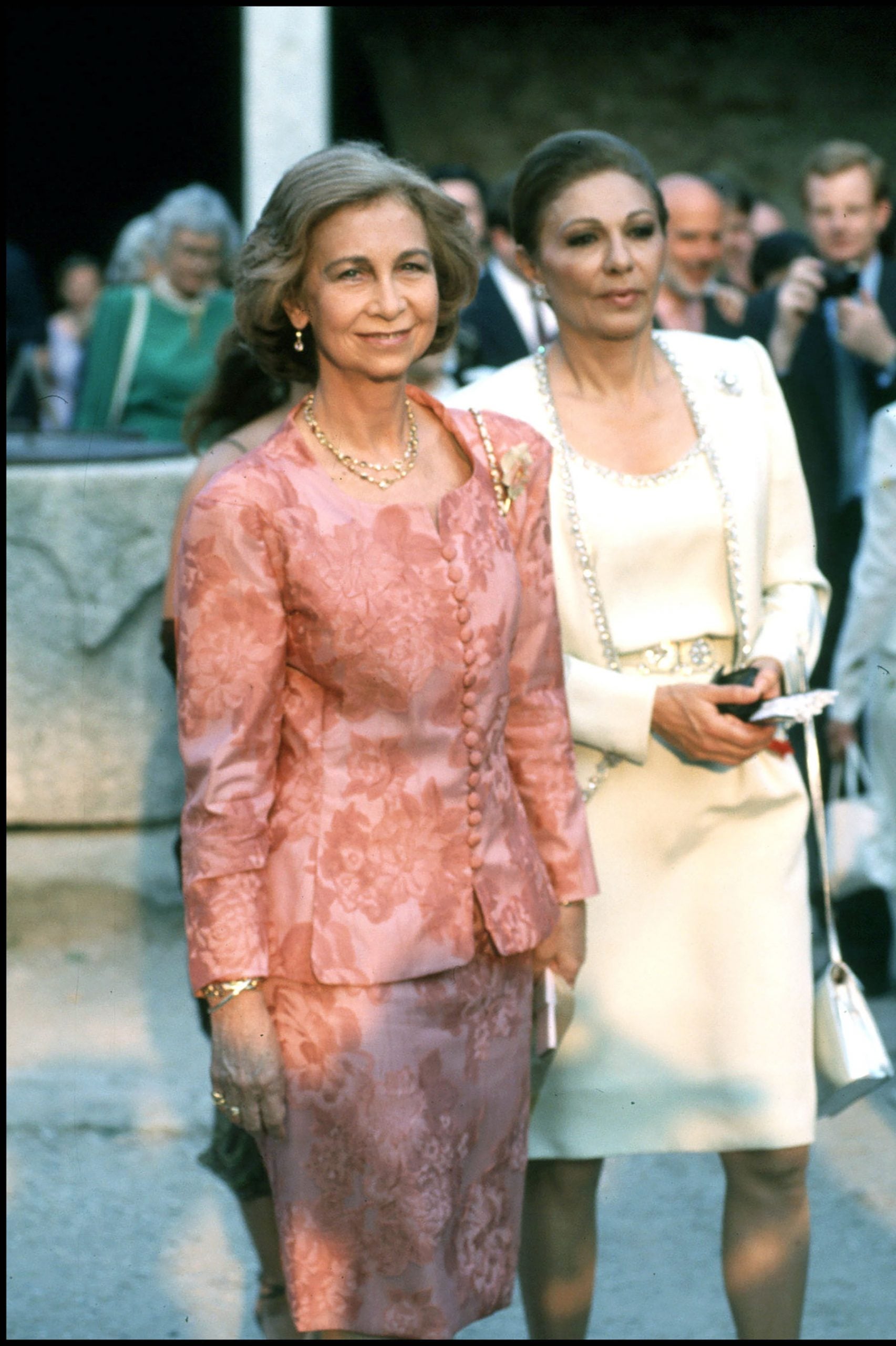 Reina Sof&iacute;a, Farah Diba