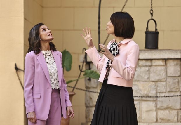 Reina Letizia, traje rosa
