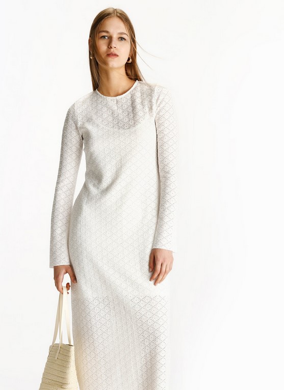Fichamos en Lefties el vestido blanco que est&aacute; dando qu&eacute; hablar: no vas a creerte el precio que tiene