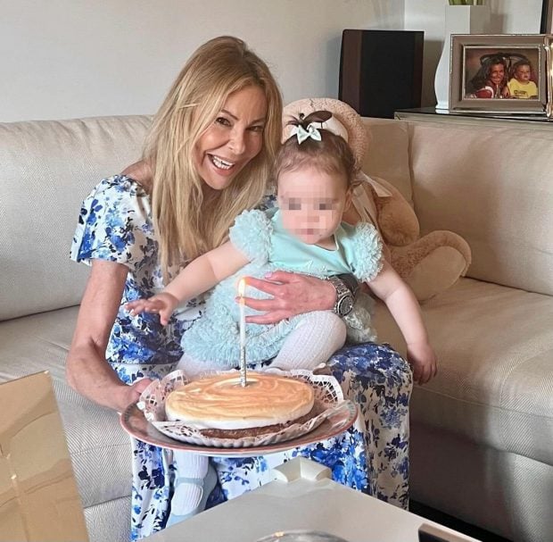 ana obreg&oacute;n celebra su cumplea&ntilde;os, ana obreg&oacute;n cumplea&ntilde;os, ana obreg&oacute;n y anita