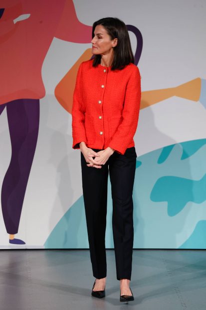 reina Letizia rojo