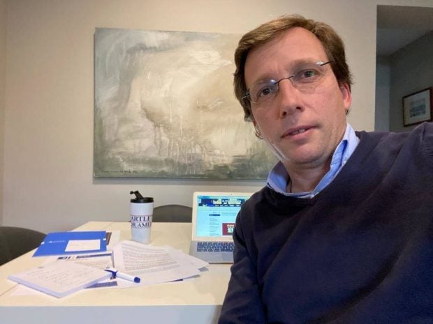 Un selfie del alcalde durante el confinamiento.