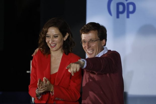 Almeida boda, Almeida acto, Almeida y Teresa Urquijo, Teresa Urquijo, Jos&eacute; Luis Mart&iacute;nez-Almeida