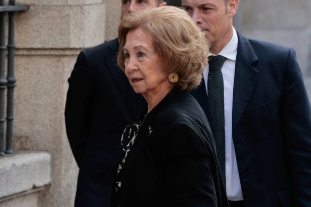 Reina Sofía, ingreso reina Sofía, Felipe VI