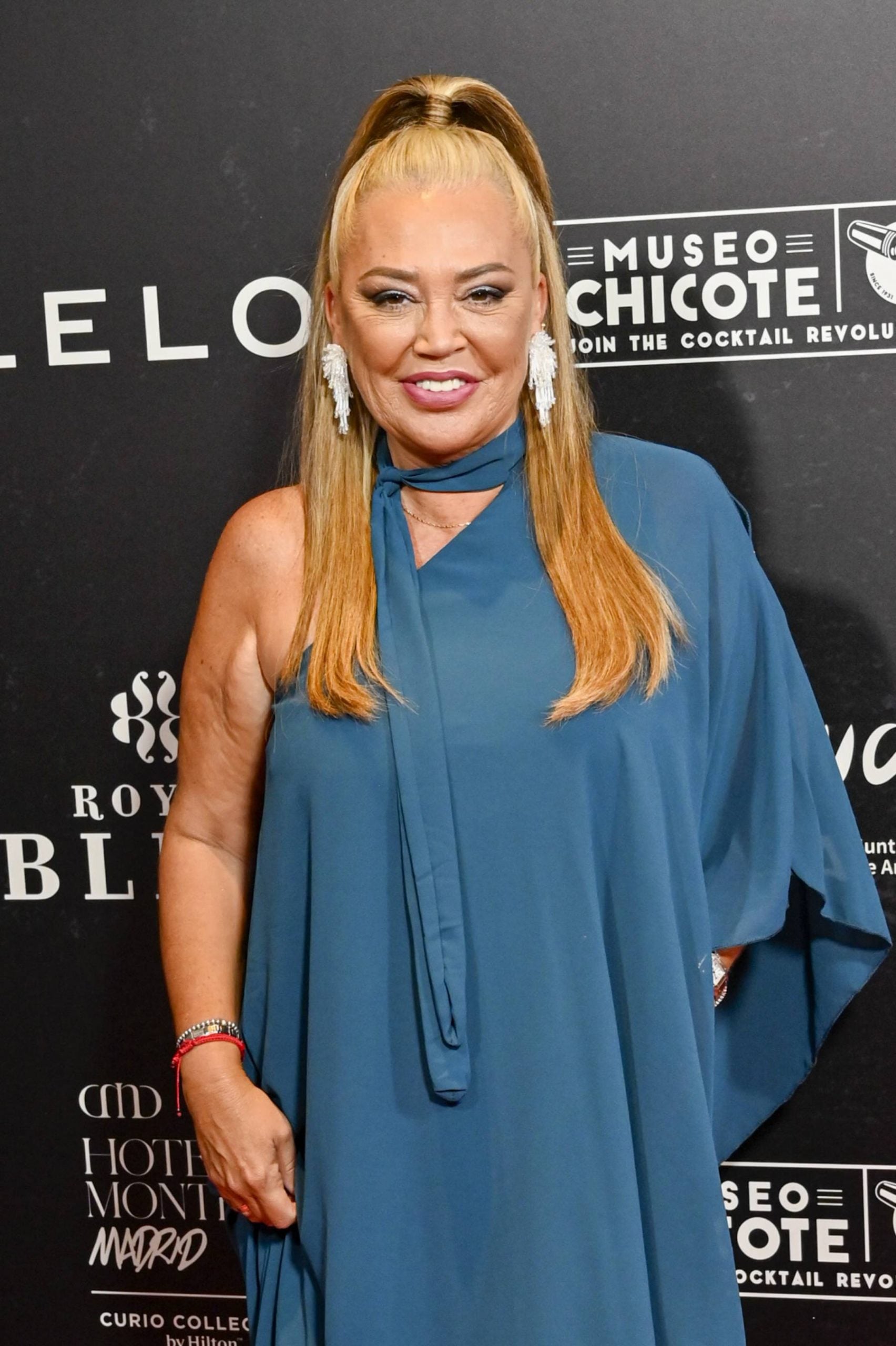Bel&eacute;n Esteban, empresa Bel&eacute;n Esteban, S&aacute;lvame