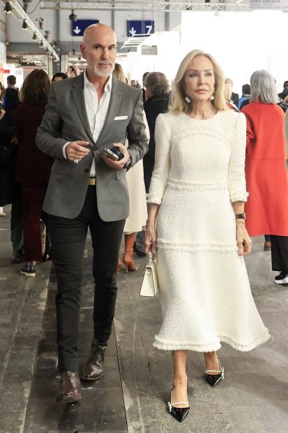 Carmen Lomana