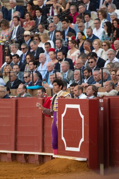 Curro V&aacute;zquez en el burladero de La Maestranza Gtres 