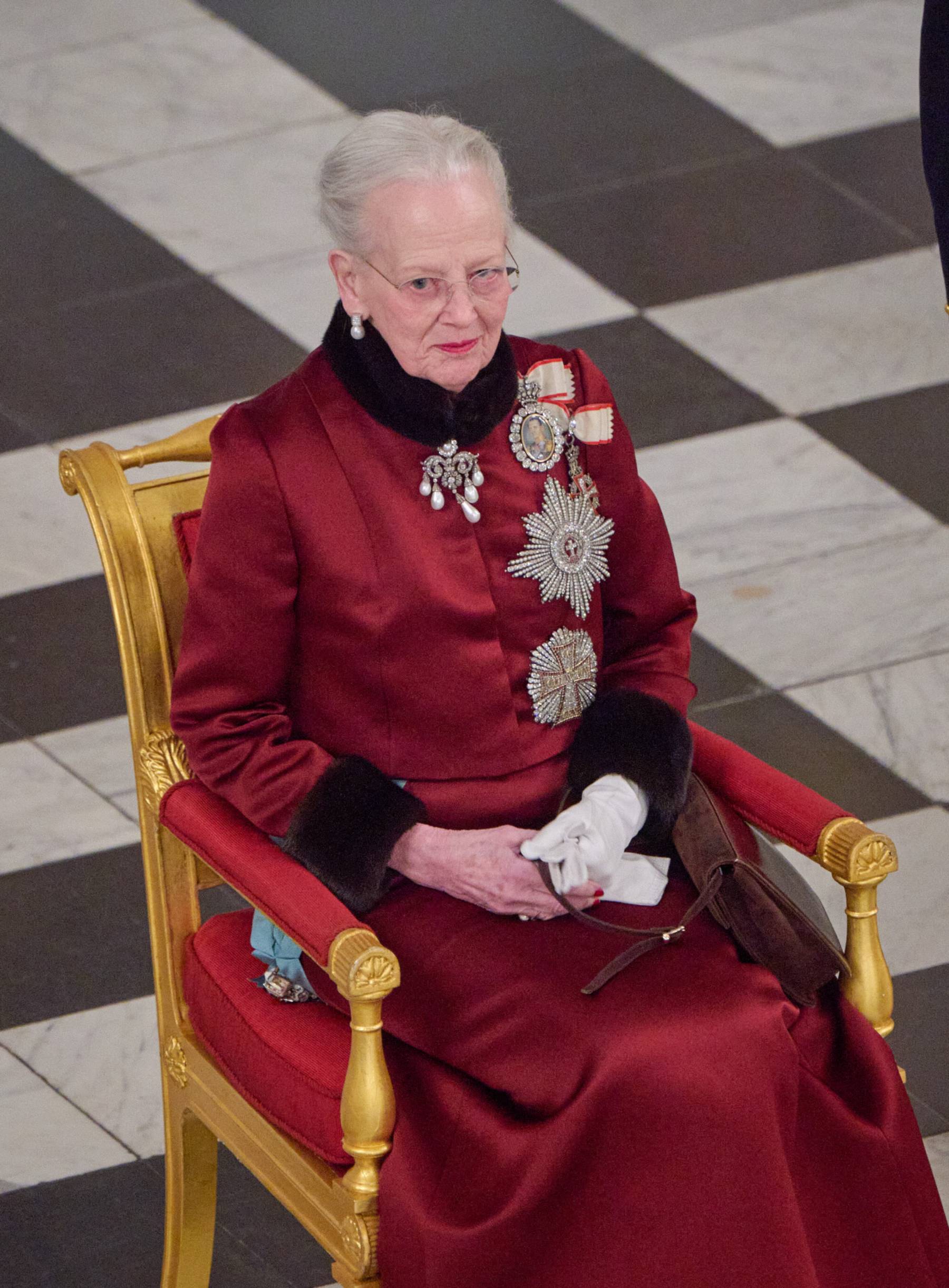 reina Margarita, Margarita II, besamanos Letizia 