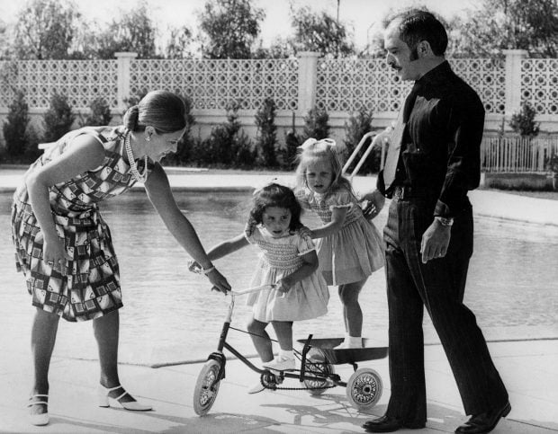 princesa Muna de Jordania, Reina Sofía