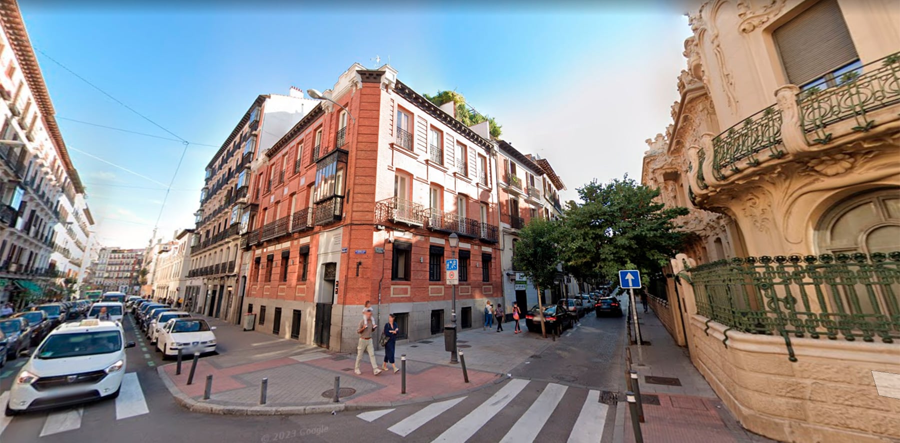 imagen edificio casa salesas antiguo speakeasy