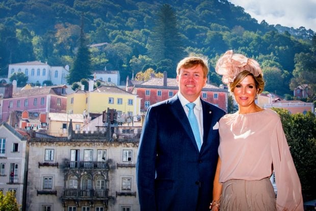 Máxima de Holanda, tocado Máxima de Holanda, Máxima de Holanda Ámsterdam, Máxima de Holanda vestido